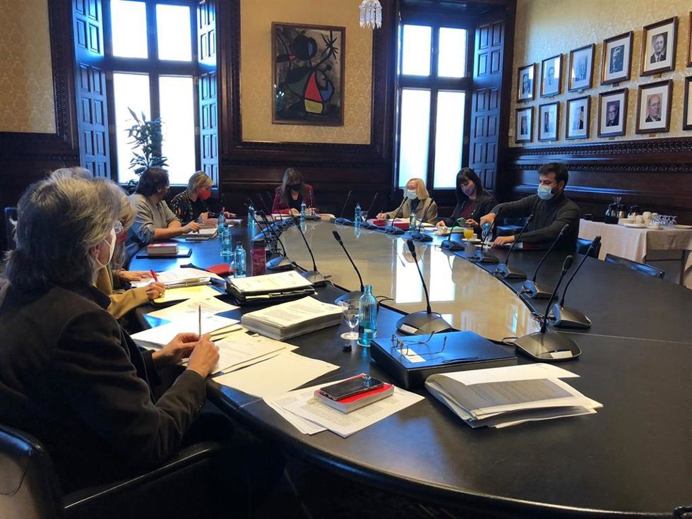 Imagen de archivo - Reunión de la Mesa del Parlament de Catalunya del 1 de febrero de 2022, en Barcelona