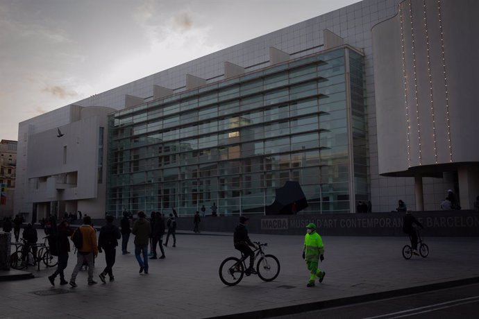 Archivo - Arxiu - Plaa del Museu d'Art Contemporani de Barcelona (Macba)