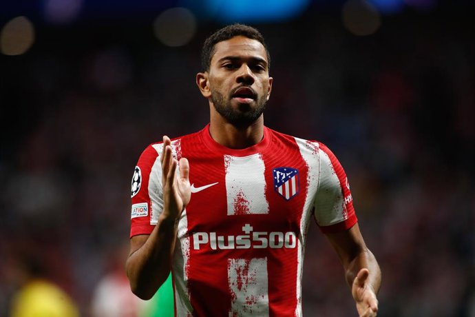 Archivo - Renan Lodi of Atletico de Madrid looks on during the UEFA Champions League, Group B, football match played between Atletico de Madrid and Liverpool FC at Wanda Metropolitano stadium on October 19, 2021, in Madrid, Spain.