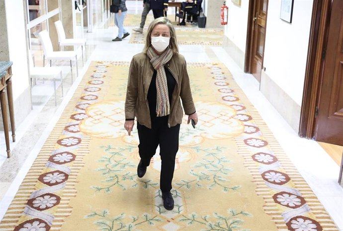 La diputada de Coalición Canaria, Ana Oramas, a su llegada a una Junta de Portavoces en el Congreso de los Diputados, a 1 de febrero de 2022, en Madrid (España).