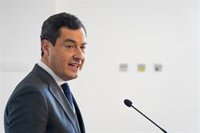 Moreno destaca el crecimiento de Andalucía en "casi un punto por encima de la media" en 2021 y prevé uno mayor en 2022