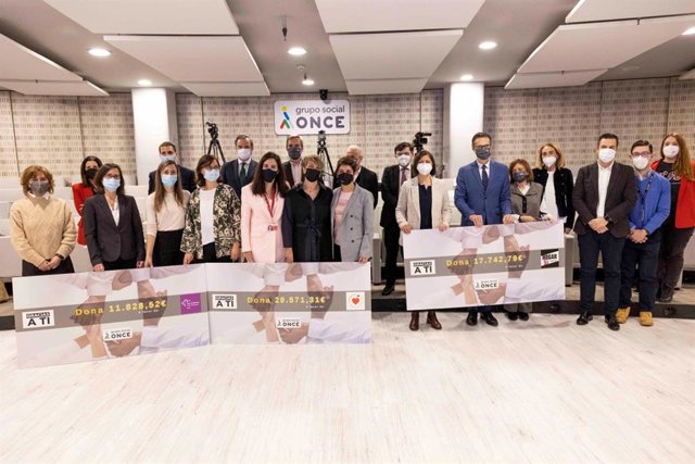 Trabajadores de Fundación ONCE e ILUNION participan por quinto año consecutivo en el programa de nómina solidaria 'Gracias a TI'
