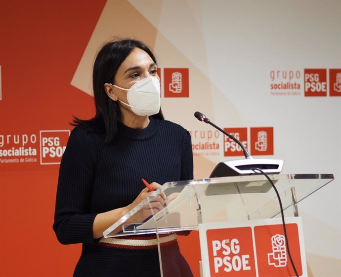 A deputada do PSdeG Carmen Rodríguez Dacosta nunha rolda de prensa