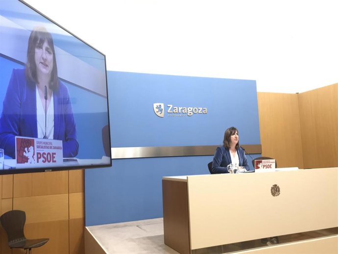 La portavoz del grupo municipal del PSOE en el Ayuntamiento de Zaragoza, Lola Ranera