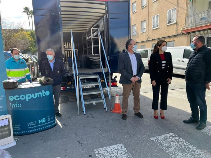 Los murcianos ya pueden participar en el servicio de intercambio gratuito de objetos