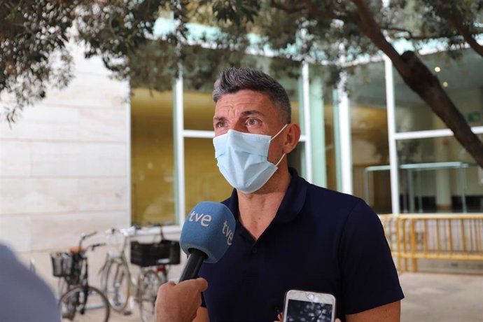 Archivo - El diputado de Cs Carlos Gracia