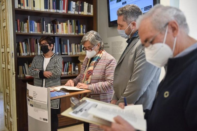 El IEA honra a Ramón J. Sender en el aniversario de su nacimiento con la lectura de 'Réquiem por un campesino español'.