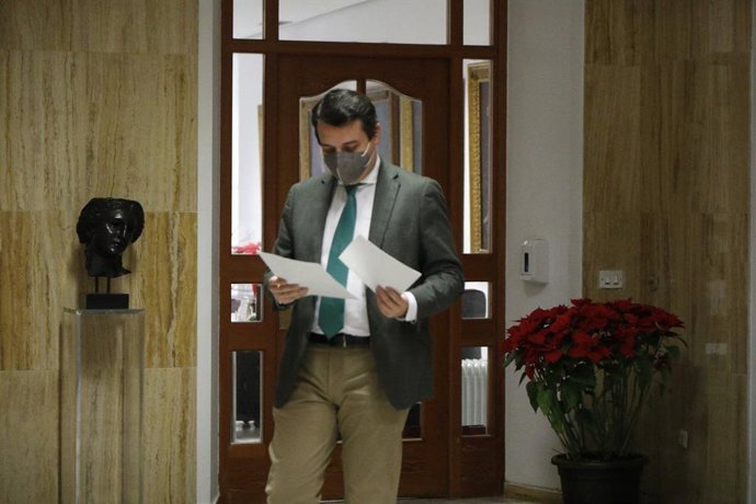 Archivo - El alcalde de Córdoba, José María Bellido.