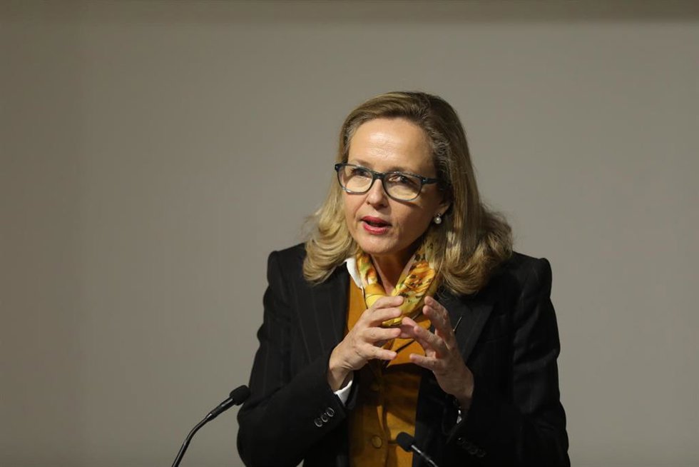 La vicepresidenta primera del Gobierno y ministra de Asuntos Económicos y Transformación Digital, Nadia Calviño, 