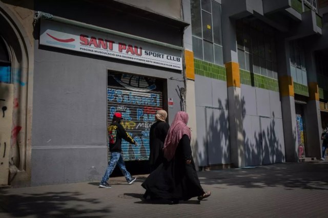 Entrada del Gimnàs Social Sant Pau. - Archivo