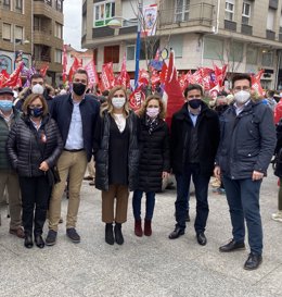 Dirigentes del PSOE por la reforma laboral