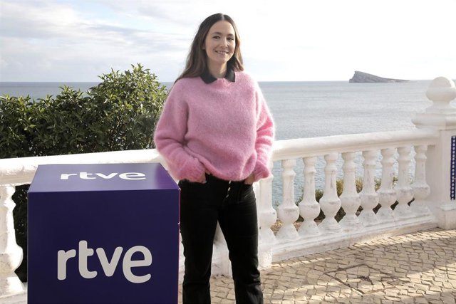 Rigoberta Bandini publica su primer libro 'Vértigo', "la historia de la crisis de los años 30" La cantante Rigoberta Bandini posa en una rueda de prensa sobre los participantes de la 2ª semifinal del Benidorm Fest 2022, el 24 de enero de 2022, en el Mirador del Castillo de Benidorm, Alicante, Comunidad Valenciana (España). ellos estan celebrando el festival