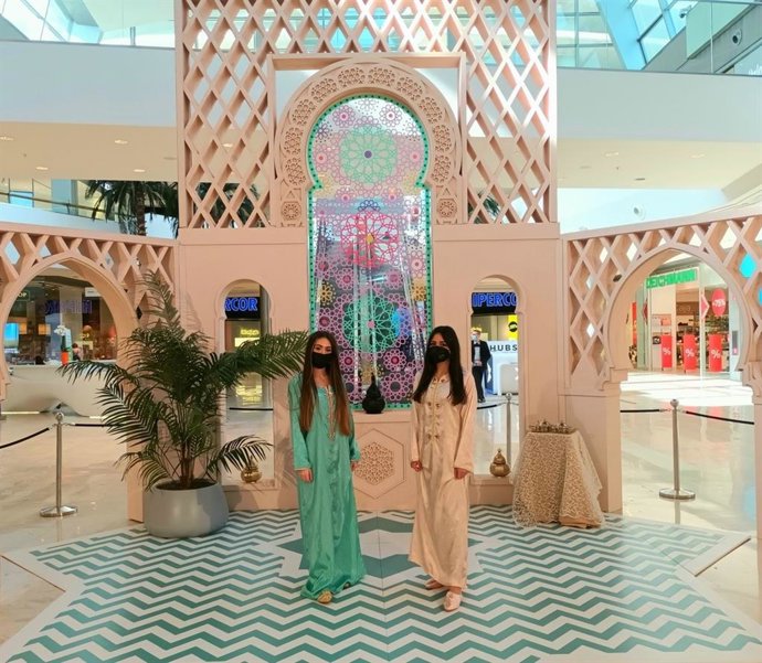 Puerto Venecia se inspira en 'Las mil y una noches' para celebrar un San Valentín lleno de magia y sorpresas.