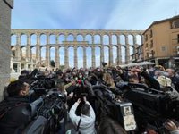 Ayuso pide al Gobierno que deje de "marear" con continuos cambios de criterios sobre las mascarillas