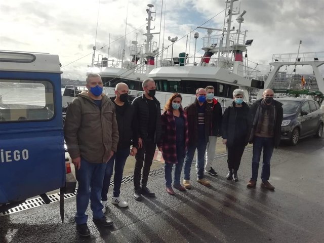 El BNG se reúne con la Cofradía de mariscadores de A Coruña