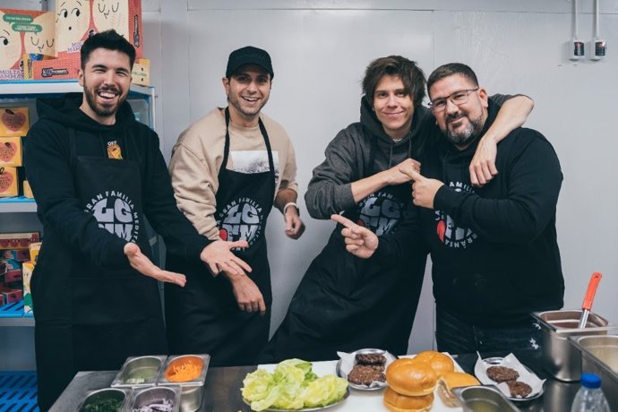 El chef Dani García con los 'streamers' Rubius, Vegetta y Willyrex