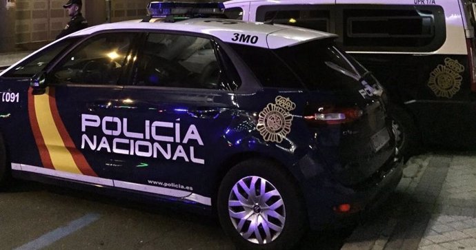 Archivo - Uno de los vehículos que utiliza la Policía Nacional.