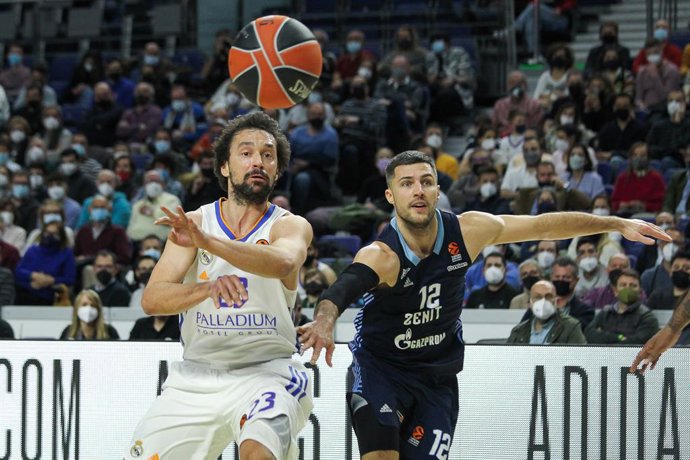 Sergio Llull Melia of Real Madrid and Billy Baron of Zenit in action during Turkish Airlines Euroleague basketball match between Real Madrid and Zenit St Petersburgo at Wizink Center on February 04, 2022 in Madrid, Spain.