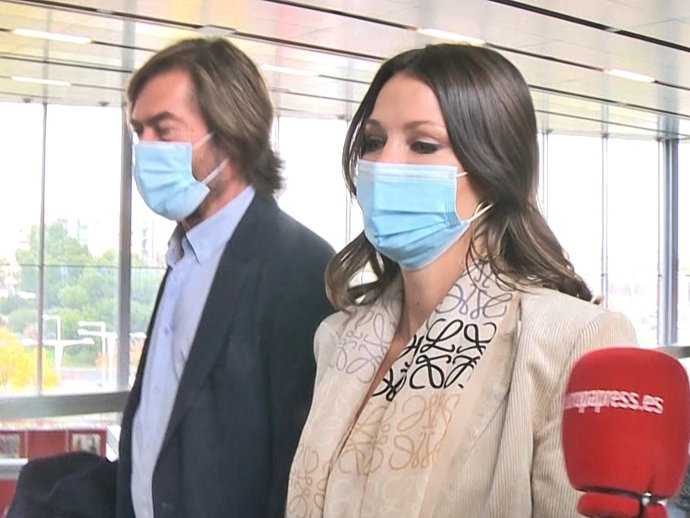 ESTHER DOÑA Y SANTIAGO PEDRAZ