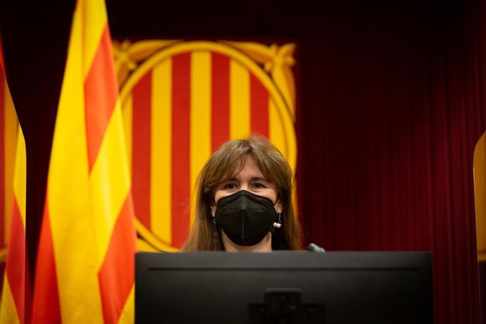 La presidenta del Parlament, Laura Borrs, compareix en el ple, a 3 de febrer de 2022, a Barcelona, Catalunya (Espanya). La presidenta del Parlament, ha informat que accepta la delegació de vot del diputat de la CUP i secretari tercer de la Taula, 