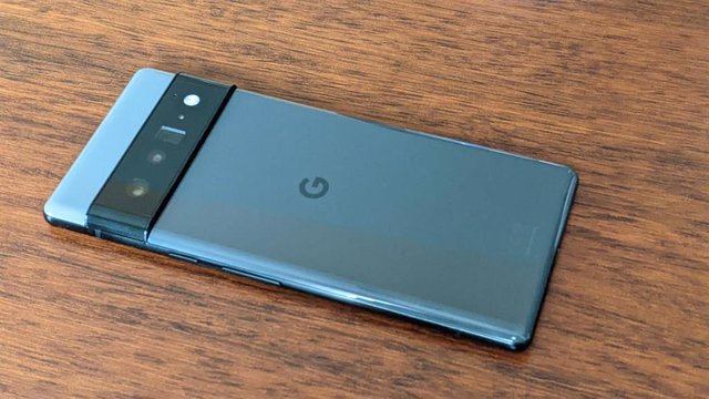 Teléfono móvil Pixel 6 Pro de Google en color Carbón