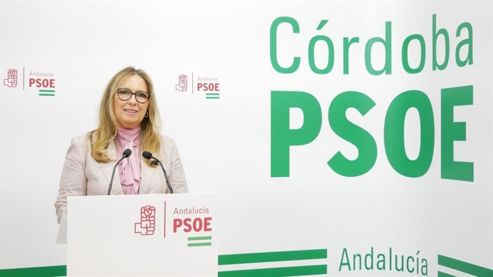 Archivo - La senadora del PSOE por Córdoba María Ángeles Luna 