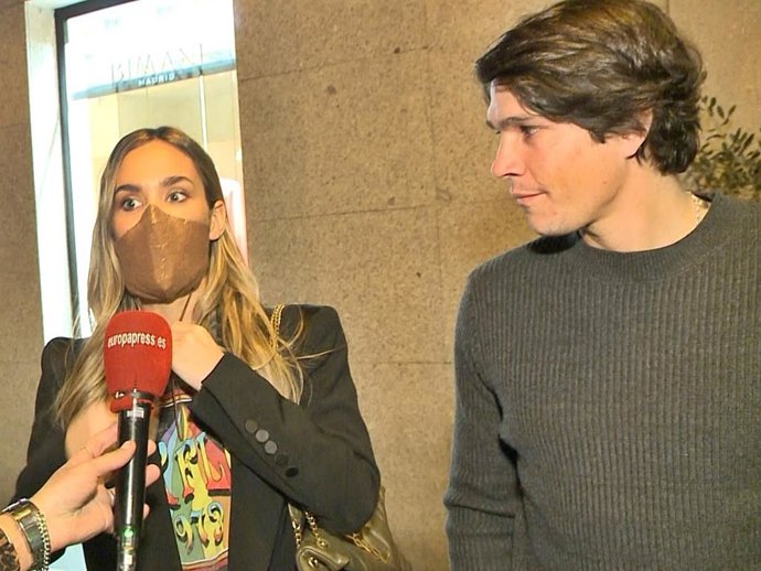 MARÍA POMBO Y PABLO CASTELLANO