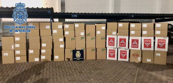 Diez detenidos y 27.000 cajetillas de contrabando intervenidas en la Línea de la Concepción