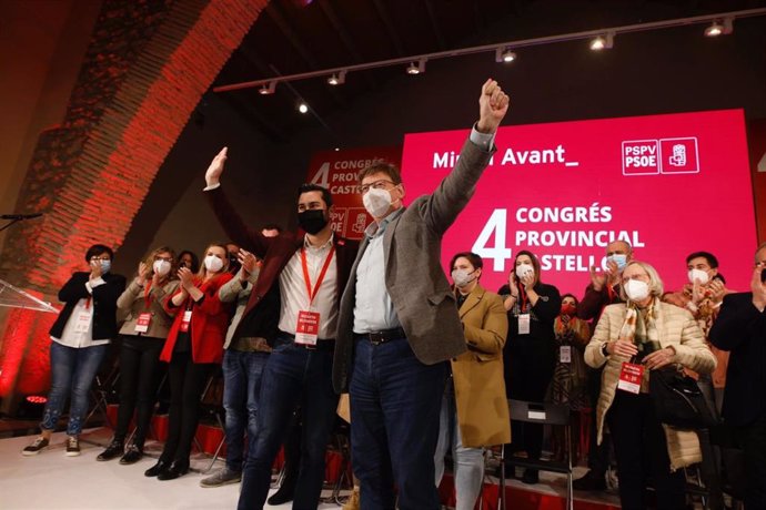 Ximo Puig durante el acto de clausura del 4 Congreso Provincial de Castellón