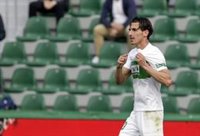 Elche y Mallorca ahuyentan el descenso que agobia a Alavés y Cádiz