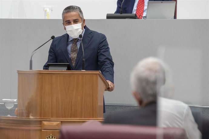 Archivo - Cano (PP): "Es lamentable que el PSRM defienda a Sánchez en vez de a los agricultores y ganaderos de la Región"