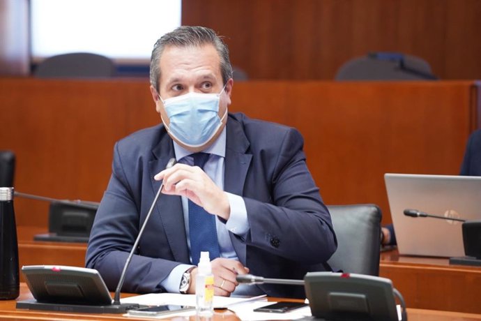 Archivo - El diputado de Cs, Carlos Ortas