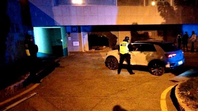 Una de las actuaciones de la Policía Local de Palma este fin de semana.