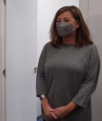 Armengol prefiere "no especular" sobre Pasaporte COVID y defiende "su impacto positivo en la sociedad balear"