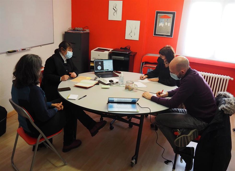 Reunión entre candidatos de Unidas Podemos y representantes de Dialogasex.