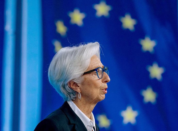 03 February 2022, Hessen, Frankfurt: ECB President Christine Lagarde attends a press conference after the first monetary policy meeting of the new year. The Governing Council of the European Central Bank (ECB) confirmed the key interest rate in the euro