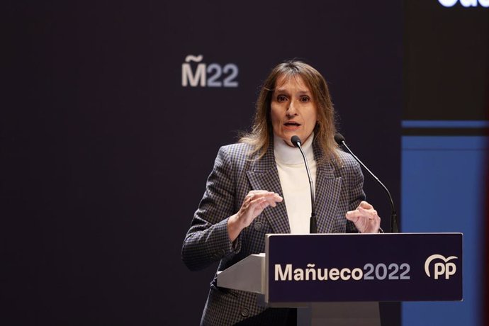 Rocío Lucas, durante su intervención en el acto del PP en Soria.