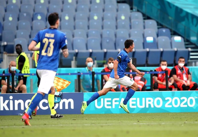 Archivo - Matteo Pessina celebra su gol en el Italia-Gales de la Euro 2020 disputado en el Olimpico de Roma