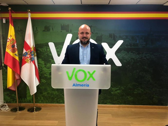 Rodrigo Alonso (Vox), en rueda de prensa en Almería