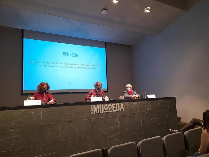 Jover, Esnaola y Sueskun, durante la rueda de prensa