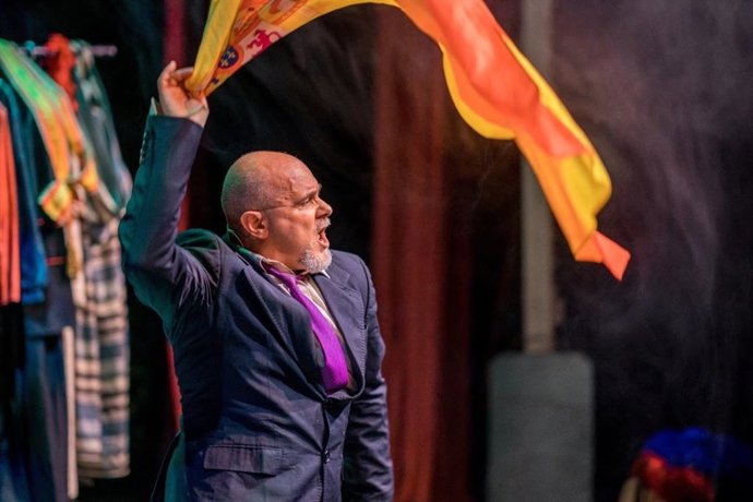 Xavi Castillo en el Teatro Micalet