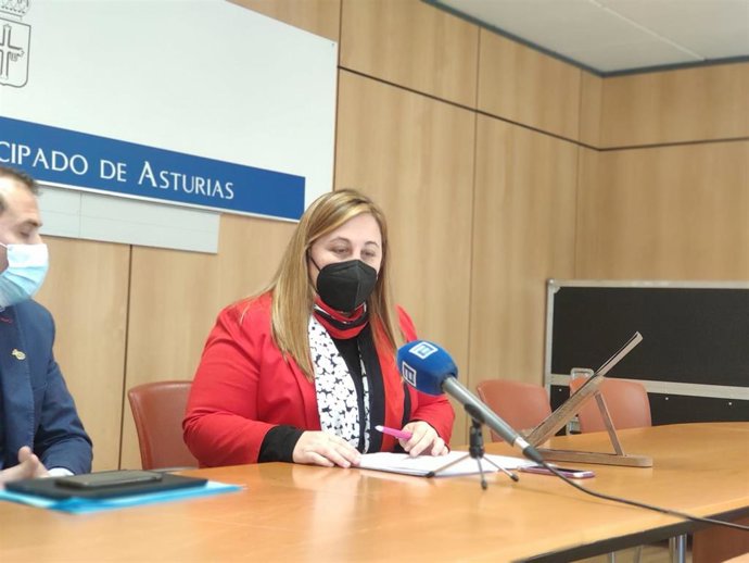 La consejera de Educación, Lydia Espina.