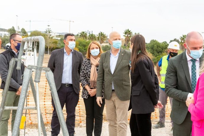 Foto de archivo delk parlamentario de Cs Hernández White con el consejero de Educación, Javier Imbroda.