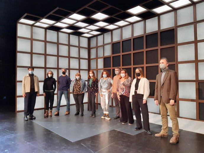 Imagen de la rueda de prensa de presentación de la obra 'Tanatologia'