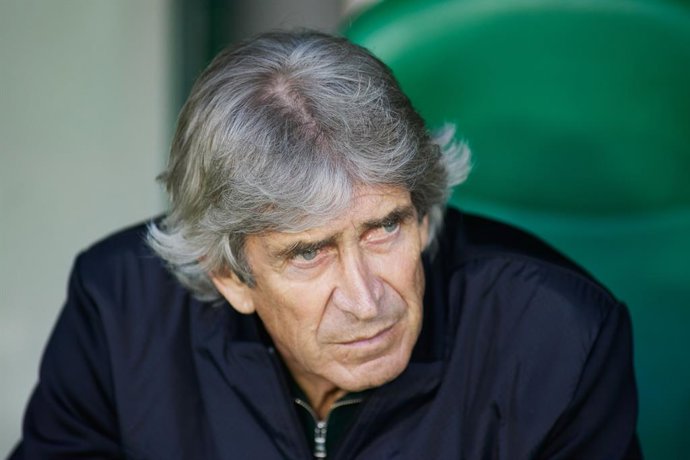 Manuel Pellegrini, head coach of Real Betis, looks on during the spanish league, La Liga Santander, football match played between Real Betis and Villarreal CF at Benito Villamarin stadium on February 6, 2022, in Sevilla, Spain.
