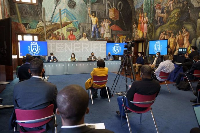 Encuentro en el Cabildo de Tenerife con una delegación de representantes de Cabo Verde, Senegal y Mauritania