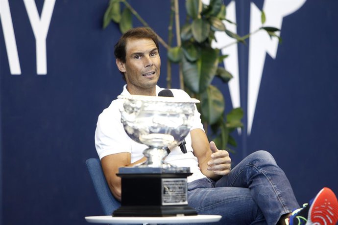 El tenista Rafael Nadal en una rueda de prensa tras llegar a España desde Australia, en la Rafa Nadal Academy by Movistar en Manacor, a 2 de febrero de 2022, en Manacor, Mallorca, Islas Baleares (España). Rafa Nadal se convirtió el pasado domingo, 30 de