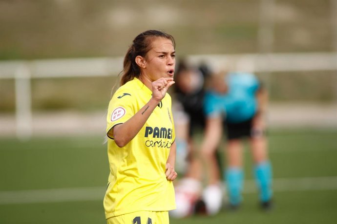 Archivo - Nerea Pérez, jugadora del Villarreal, en un partido de la Liga Iberdrola