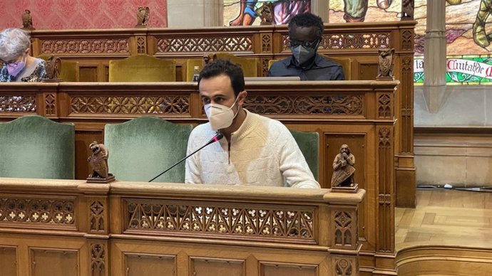 Archivo - El conseller de Movilidad e Infraestructuras del Consell de Mallorca, Iván Sevillano, en el pleno del Consell.