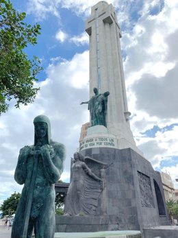 Archivo - Monumento a los Caídos en la Plaza de España de Santa Cruz de Tenerife